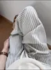 Calças Casuais Elásticas Finas na Cintura para Mulheres, Estilo Coreano de Verão Estilo Preguiçoso Algodão Listrado Vertical com Cordão Calças-Saia Listradas Azul-Cinza Bege