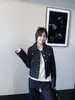 Jaqueta Jeans Curta Única e Super Estilosa Estilo Coreano em Cor Jeans Natural para Mulheres, Novo Modelo de Outono 2026, Jaqueta Cardigan com Ombro Normal