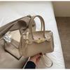 Bolso de Moda y Atmosférico de Alta Gama para Mujer 2025 Nuevo Primavera y Verano Bolso Cruzado Versátil para Salir al Trabajo Bolso Satchel Platino