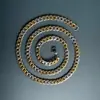 Accesorios de Moda de Alta Gama para Mujer, Colgantes de Acero Inoxidable, Collares Personalizados, Estilo Lujo Ligero, Joyería de Nicho, Disponibles en Stock