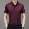 Nova Camisa Masculina de Manga Curta Estilo TikTok Verão 2024 Leve Madura Casual Gola Lapela Camisa Sem Marcas para Homens