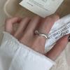 [Envío] Primer Sencillo de Recién Llegado Anillo Liso de Plata Esterlina 925 Anillo Irregular Joker Nicho para Mujer de Lujo Ligero de Alta Gama
