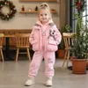Ropa para Niños y Niñas, Nuevo Set de Invierno Espeso Cálido para Uso Diario de Tres Piezas con Dibujos Animados Estiloso
