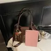 Bolsa Tote de Camurça Grande Capacidade Outono e Inverno, Bolsa de Ombro Exquisita, Novo Estilo Coreano, Bolsa Transversal Casual da Moda Diária