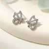 Pendientes Transfronterizos de Mariposa Dulce con Tachuelas de Diamante para Mujer, Circonita, Lujo Ligero, Exquisitos, Versátiles, Diseño de Alta Gama, Pendientes de Nicho