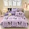 Conjunto Sanrio de desenho animado de quatro peças, conjunto de três peças de algodão lavado com padrão de nuvem para dormitório estudantil, capa de edredom fofa, roupa de cama para meninas