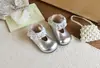 Novos Sapatos Infantis para Meninas Pequenas da Primavera de 2026, Sapatos de Princesa Doces com Renda, Estilo Coreano, Sapatos de Couro da Moda e Versáteis para Meninas
