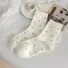 Calcetines para Mujer Estilo Coreano Estilo Ins Malla Gris y Blanca Corazón Lazo Calcetines de Tubo Medio para Mujer Algodón Peinado Calcetines para Mujer sin Costuras