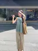 Top Regata Feminino Doce e Pequeno com Gola Halter Sem Mangas, Novo Estilo Verão 2026, Casual com Design Plissado, Elegante e Emagrecedor, Modelo Soltinho