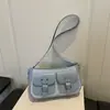 Bolsa de ombro única sob o braço, bolsa de trabalho fresca e simples, moderna e casual, novo estilo outono 2026, bolsa quadrada pequena de estilo de rua única