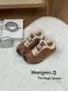 Zapatillas de Entrenamiento Alemanas Versátiles Cálidas de Felpa Engrosada para Mujer Invierno, Estilo Influencer de Moda Seleccionado Cuidadosamente, Slip-On, con Cordones, Moño, Bloqueo de Color, Color Piel
