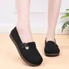 Novos Sapatos de Tecido Old Beijing Respiráveis Confortáveis de Malha para o Verão para Mulheres, Sapatos Slip-On de Solado Macio Antiderrapantes para Mães de Meia-Idade e Idosas