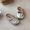 Pantuflas cerradas para niños, nuevas sandalias de playa estilo coreano para niñas verano 2026, pantuflas slip-on de suela suave para niños