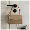 Nova bolsa de mão retrô com nó 2026, uma bolsa de ombro estilosa e minimalista para mulheres, com design coreano e estilo crossbody versátil
