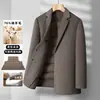 Directo de fábrica, nuevo traje de lana de doble cara para hombre de otoño e invierno con forro desmontable de plumón de pato, chaqueta casual de negocios