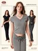 Seja Roupas Femininas 2025 Conjunto de Verão Retrô Slim Fit Gola V Manga Curta Camiseta Ski Casual Sexy Conjunto de Saia para Mulheres