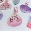 Colgante Acrílico Onda de Agua Estudiante de Aspecto Elevado Llavero de Bendición Colgante para Mochila Personalizado Creativo Temporada de Graduación
