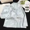 Elegante conjunto de dos piezas de manga larga de seda helada jacquard con copas en el pecho, ropa de casa cómoda y suave para mujer que elimina la necesidad de ropa interior