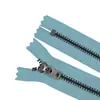 Suministro Directo de Fábrica Original Ykk No. Cremallera de 5 mm tipo Y, niquelado negro, de extremo cerrado, con cursor semiautomático, especialmente para jeans, tiempo de entrega estable