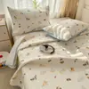 Novo Estilo Primavera e Verão 2026 Fresco e Simples Algodão Puro Estampado Capa de Cama Conjunto de Três Peças