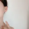 Ins Dulce Belleza Diseño Francés Nicho Lujo Ligero Elegantes Pendientes Estilo Igual que Corea del Sur Clip para Cartílago Auricular Clip de Oreja de Una Pieza