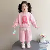 Traje para Niña Otoño Nuevo Estilo Moda Bebé Niña Falso Dos Piezas Sudadera con Capucha Traje Ropa de Otoño para Niños Pantalones Conjunto de Dos Piezas Tendencia
