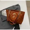 Bolsa Feminina de Grande Capacidade 2025 Novo Estilo Coreano Bolsa de Ombro Matelassê Bolsa de Mão Bolsa com Corrente Bordada Bolsa Tote Simples para Mulheres
