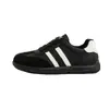Tênis Esportivo Lace-Up Versátil de Solado Reto e Cor Color Block com Três Listras, Selecionado Cuidadosamente, Sapatos de Treino Alemães para Mulheres, Tênis Casual, Sapatos Forrest Gump, Sapatos Brancos