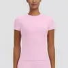 Nova camiseta de secagem rápida slim fit transfronteiriça, roupa de yoga, top fitness justo, esportivo casual ao ar livre, manga curta para mulheres