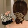 Moda Europea y Americana Nueva Malla Flocado Leopardo Anillo para el Cabello de Intestino Grande Accesorios para el Cabello Punto de Leopardo Bola de Cola de Caballo Cuerda para Atar el Cabello
