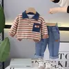 2024 Nuevo Estilo Coreano Rayas de Dibujos Animados Estilo Occidental Otoño Suéteres para Niños Set de 2 Piezas Fabricante Venta al por Mayor