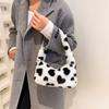 Bolsa Pequena Feminina 2023 Nova Moda Textura Bolsa de Pelúcia Amor Mão Carregando Bolsa Feminina Casual Pequena