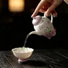 Tetera de cerámica estilo chino nuevo con flor de hibisco pintada a mano Mojie, juego de té kung fu, para uso doméstico, tetera con filtro de bola, tetera individual