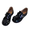 Versão em Couro Macio~Mocassins Femininos Slip-On Bico Redondo com Tira de Fivela e Salto Bloco, Design Britânico em Couro Envernizado com Salto Bloco, Sapatos Pequenos de Couro