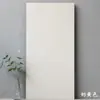 Azulejos de microcimento, 400x800, para piso, em estilo minimalista e sereno, com acabamento suave e fosco, adequados para cozinhas, varandas e banheiros