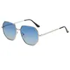 Óculos de sol polarizados azuis transparentes Óculos de sol poligonais de metal para homens Estilo coreano moda à beira-mar Óculos de viagem para as mulheres