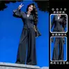 Traje de Punto Gris Oscuro con Mangas de Campana y Cuello en V para Mujer, Nuevo Estilo Otoño e Invierno 2025, Ceñido a la Cintura, Adelgazante, Elegante Conjunto de Dos Piezas con Efecto Plisado
