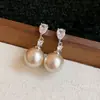 Pendientes de Zirconia y Perla de Aguja de Plata, Lujo Ligero, Sensación de Alta Gama, Modernos y Versátiles, Pendientes Sencillos con un Diseño Único