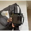 Bolsa Saco Fashionável de Estampa de Leopardo com Textura Retrô de Aparência Sofisticada para Mulheres, Novo Estilo, Personalidade Fashionável, Bolsa Portátil de Ombro e Transversal