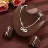 Collar con Borlas de Pedrería de Doble Fila y Aretes de Lazo Europeos y Americanos para Mujer, Juego de 2 Piezas, Cadena para Clavícula Elegante Noble y Elegante para Boda