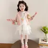 Vestido de outono para meninas 2026 novo estilo cardigã suéter infantil com estampa de estrelas vestido conjunto de vestido bolo para menina pequena