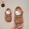 Sapatos Birkenstock de Pelúcia de Gatinho Cartoon Doce para Meninas Modelo Outono/Inverno 2026 Sapatos Quentes de Algodão com Solado Macio para Crianças Mocassins de Bebê