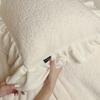Estilo Princesa Francesa Branco Puro Quente Roupa de Cama Solteiro e Casal Antiestática Leite Veludo Conjunto de Três ou Quatro Peças Têxtil para Casa Shanyue Não Sabe