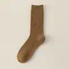 Calcetines de lana lisos para otoño e invierno, calcetines de media pantorrilla para mujer, gruesos y cálidos, adecuados para usar en capas, calcetines largos beige versátiles para el invierno