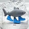 Llavero Colgante Shanhaijing Extranjero Shanhaijing Tiburón Nike Decoración de Mochila Muñeca Caja Sorpresa Colgante Pequeño