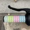 Guantes para Manillar de Vehículo Eléctrico, Motocicleta Coloridos 30mm Impermeables Antideslizantes Cubiertas de Manillar, Accesorios de Anillo Antideslizante de Silicona