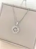 Collar Transfronterizo Europeo y Americano Más Vendido Collar con Letra Inglesa Zirconia Diseño de Lujo Ligero de Nicho Accesorios Versátiles Que No Se Desvanecen