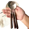 Colher com Cabo de Noz Imitação, Colher de Aço Inoxidável com Textura Simples, Colher para Comida Ocidental Doméstica, Colher de Louça de Alto Valor, Transfronteiriço