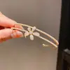 Pulsera de Doble Capa con Flor de Zirconia Abriéndose Pulsera de Lujo Ligero con Sentido de Alta Gama Exquisita Simple Estilo Frío Moda Pulsera Versátil