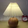Lámpara de mesa de madera maciza estilo wabi-sabi Nuevo estilo chino hotel B&B diseñador dormitorio mesita de noche sala de estar estudio ratán tejido retro hierro